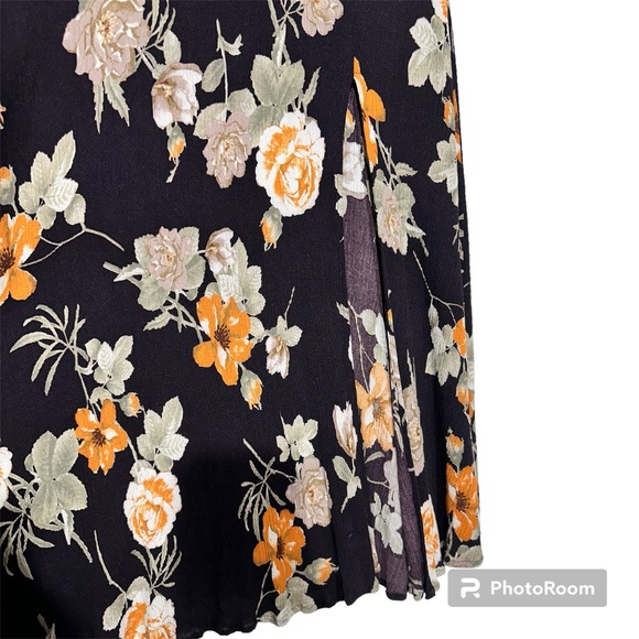 Soprano Womens Plum Floral Maxi Skirt with slit - Picture 4 of 12